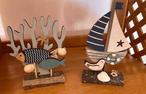 Costa Dorada Beach Villa with Shared Pool and Terrace - Foto 18