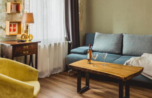 Charmanter Altbau zwischen Altstadt und Klinikum mit Parkplatz - Foto 38