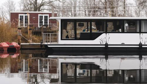 Deine schwimmende Auszeit auf dem Wasser -Festlieger Hausboot Tobago - Foto 5