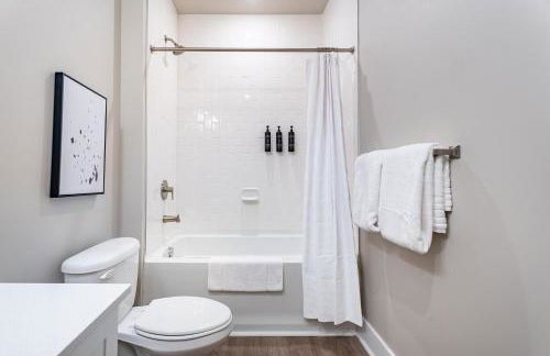 Landing Stylish 1BD Pool Gym - Foto 13