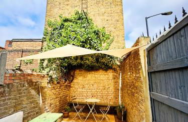 Modern flat with KING bed, garden & outdoor dining - Foto 23