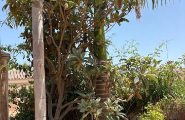 Luxury Villa with Panorama View and Heated Pool - Photo 6