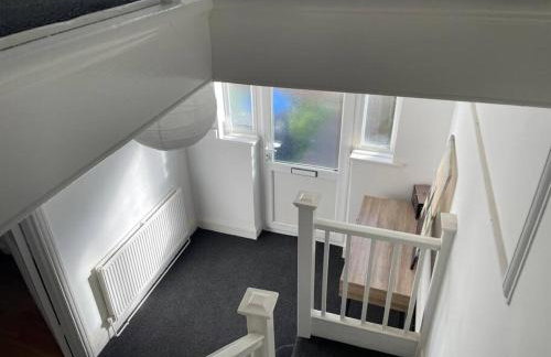 5 Bed 5mins from Wembley Stadium - Photo 3