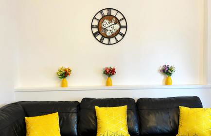 Luxury 2 Bedroom Entire Flat - Self Check in & Check out - Photo 17