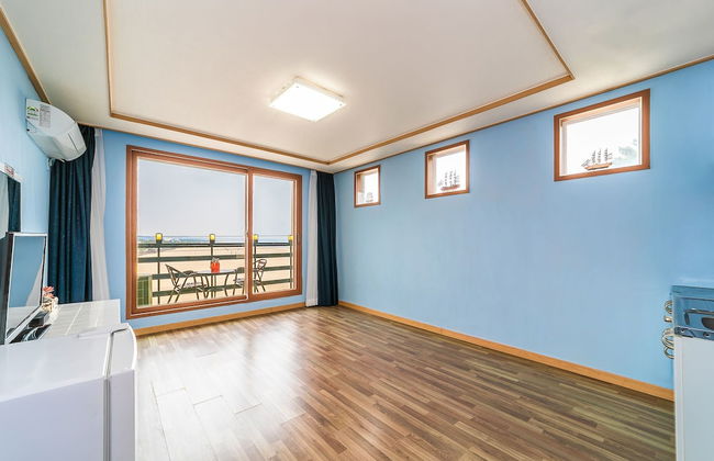 Elmar Condotel - Photo 4