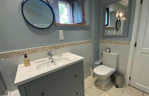 Granary at Kergudon Gîtes, family gîte with pool - Foto 14