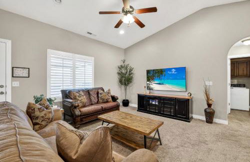 Near Zion 3BR Sleeps 8 Covered Patio Dining - Foto 2