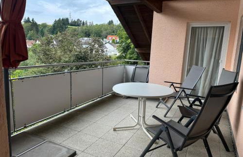 Dachgeschoss Wohnung mit Blick ins Grüne - Foto 13