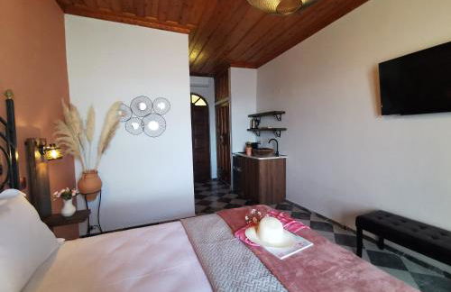 Terracotta Boutique Beach Studios - Photo 4