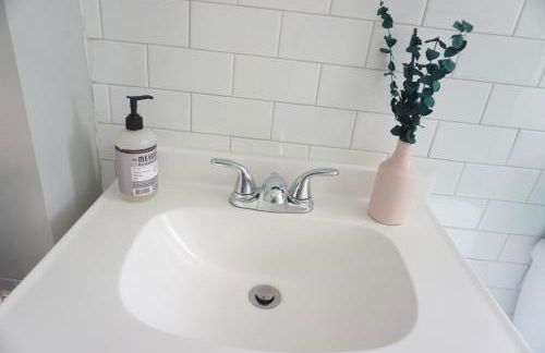 Charming Victorian Home In Historic District - Foto 25