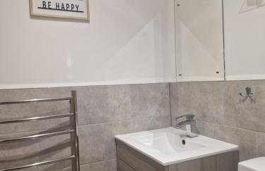 Uebert Heights 2bed Slps up to 6 Central Cannock Location 5min Walk to Cannock Town - Foto 25