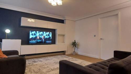 Modern Home Near Etihad, Coop Live - Foto 2