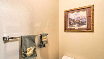 Quiet Home with Graeagle Meadows Golf Course View! - Foto 2