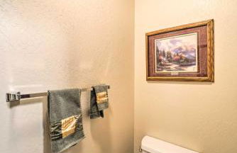 Quiet Home with Graeagle Meadows Golf Course View! - Foto 2