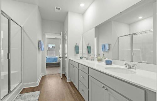 Little River 3BR Villa with Outdoor Movies & Fire Pit, Indoor Fire Place, Arcades, & Beach! - Foto 28