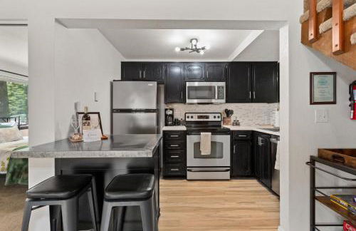 McCall Mountain Getaway - Pet Friendly - Photo 18