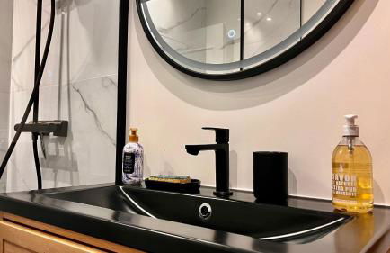 L'Azur - Apt de Standing - Piscine - Parking - Foto 11