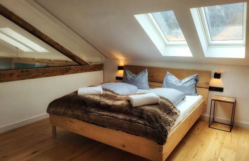 stylische Alpenlounge mit Pool, Blockhaus-Sauna und Jacuzzi für bis zu 12 Personen - Foto 10