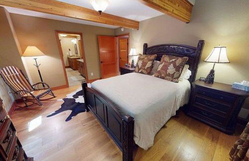 --Mountain Chalet Getaway with Breathtaking View Next to Tail of Dragon-- - Foto 14