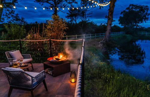 Rusty Boathouse - Photo 17