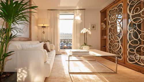 Deluxe Apt-Views to historic Maria Cristina Hotel - Foto 3