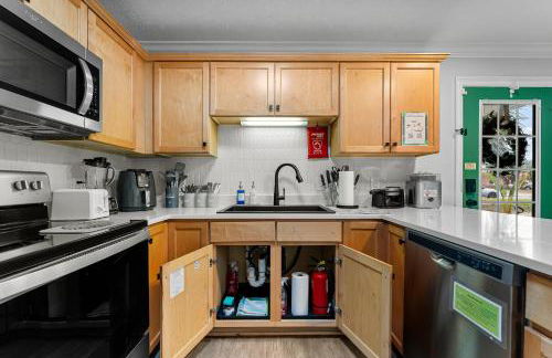 PCB Sleeps 22! 2 Homes, 2 Pools, 2 Mini Golf - Foto 27