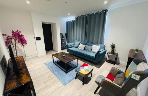 Ash Residence - Lovely 2 spacious bedrooms city centre flat with private parking - Photo 3