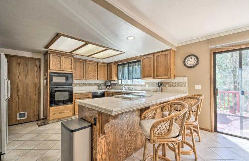 Deck and Hot Tub Rustic Groveland Home! - Foto 13