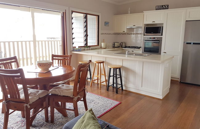 Newcastle Short Stay Apartments - Vista Apartment - Photo 9