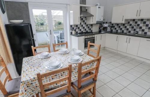 Crown Cottage - Photo 7