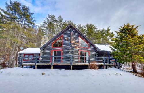 A-Frame Log Home with Game Room Near Lake George! - Foto 1
