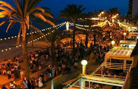 Apartamento a 3 min de la playa con aire acondicionado y parking - Photo 5