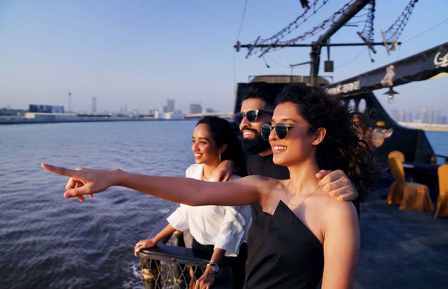 Paseo en barco pirata por el Canal de Dubái - Foto 3