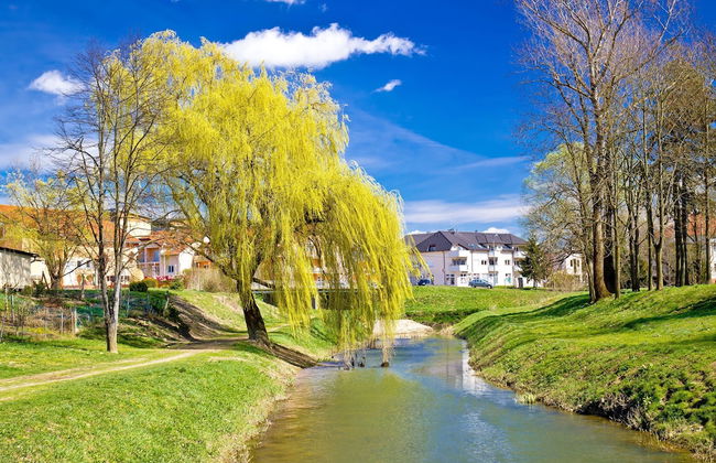 Hazelnut Pool House - Foto 28