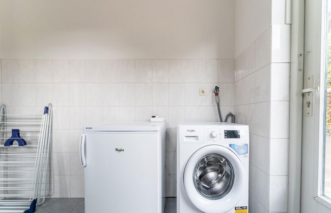 Free Holiday Home With big Garden - Photo 24