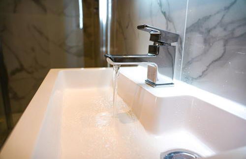 Moonlight Lodge - 4 bedroom Barn with Hot Tub! - Foto 13