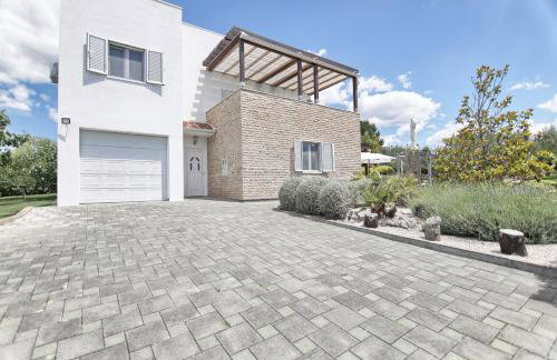 Holiday house with a swimming pool Kakma, Biograd - 24899 - Foto 11