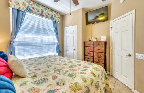Magical Getaway Close to Disney! Pool, Gym, & WiFi - Photo 12