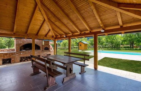 V's place - wooden house with heated pool and outdoor sauna - Foto 10