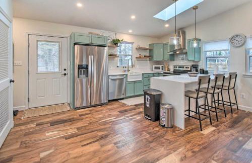 Fire Pit and Patio Front Royal Vacation Rental! - Foto 6