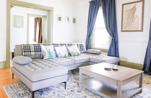 Expansive Victorian close to Saratoga Springs and Lake George - Foto 6