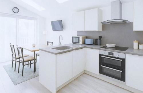 Weekday Special - 4BDR House By Homestyles Hosts Short Lets & Serviced Accommodation Ipswich Near Town Centre With Free Parking - Foto 6