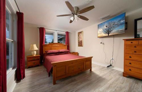 Promise Land Manor Historic home lake access, near parks and venues - Foto 23