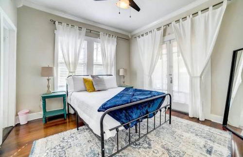 Southtown Downtown Home Walk to Riverwalk - Foto 14