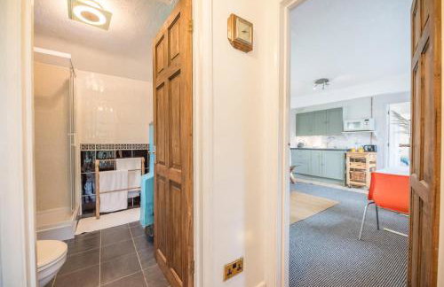 2 Lion Cottages, Knodishall - Foto 3