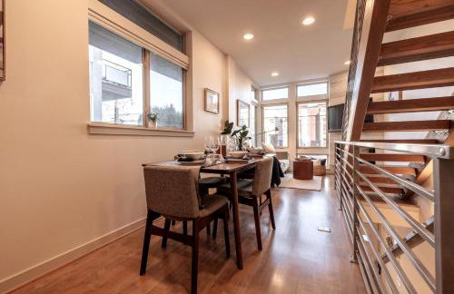 Rooftop access and Views Lake Union Lookout - Photo 9