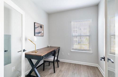 Landing Stylish 2BD Pool Gym - Foto 12