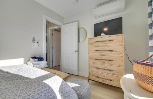 Deck with Water Views Quiet East Boothbay Retreat! - Foto 13