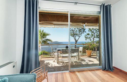 Extraordinary Sea View - 1 Bdr with AC - Photo 6