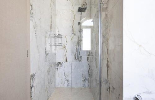 Villa Pasiphae - With Private Heated Pool - Photo 67